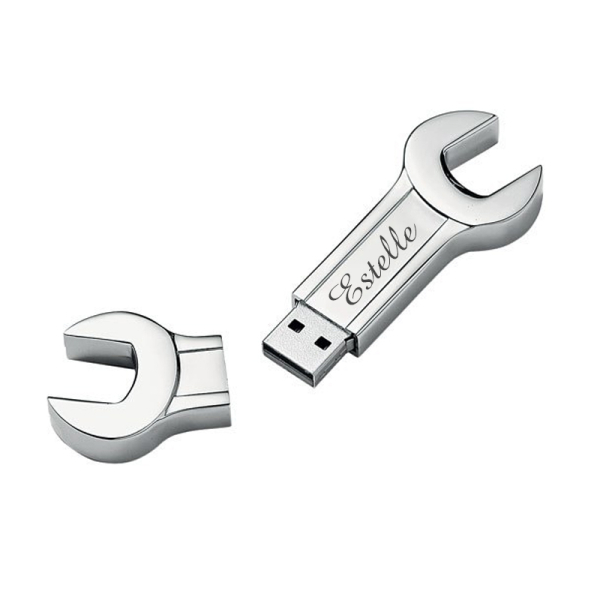 8 GB gravírovaný USB klíč ve tvaru francouzského klíče 8 GB gravírovaný USB klíč ve tvaru francouzského klíče