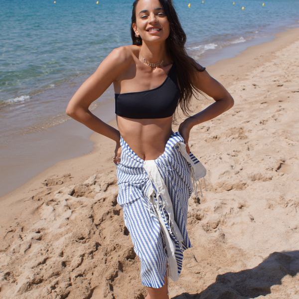 Personalizovaná tradiční fouta s pruhy Personalizovaná tradiční fouta s pruhy