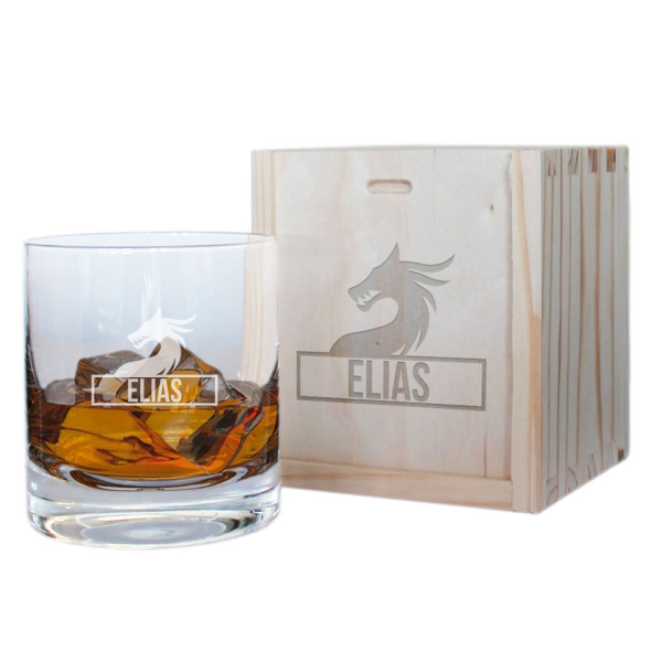 Sklenice na whisky s vyryt&yacute;m jm&eacute;nem